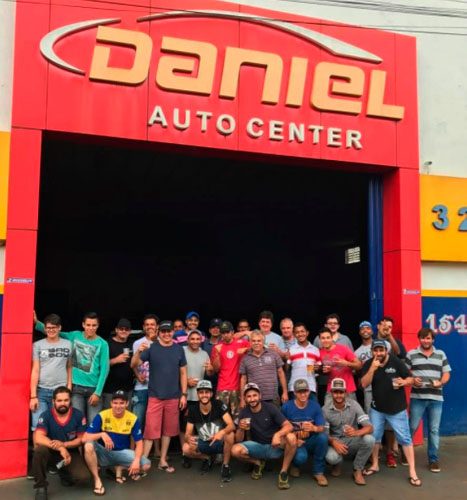 foto-fachada-daniel-auto-center-tratada